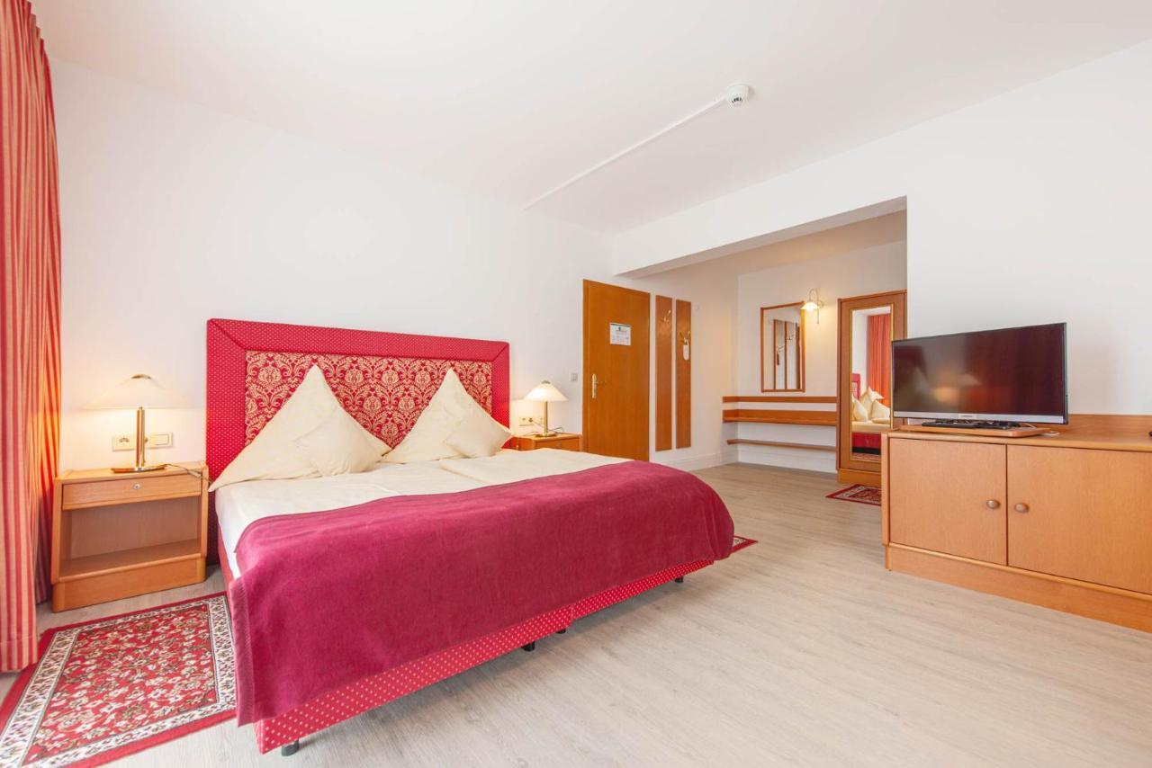 Hotel Garni Lichtquelle Бад-Фюссинг Экстерьер фото